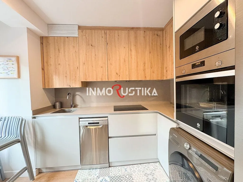 Kitchen - Furnished Flat in Gijón Centre with Sea View