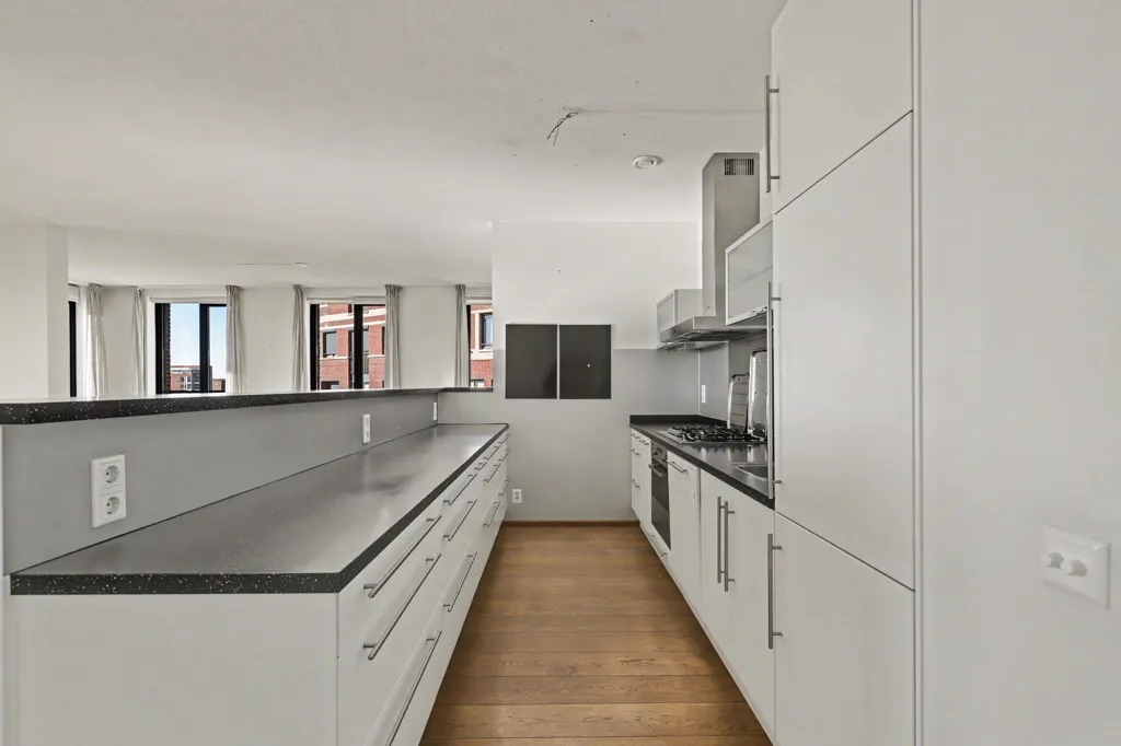 Köök - Corner Flat with River View in Brandepoort