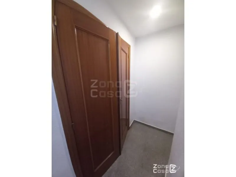 Ingresso - Flat with Balcony and Terrace in Alberic