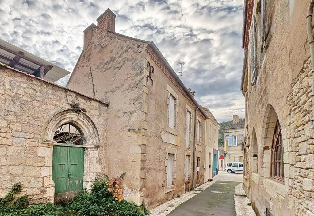 Maison 4 pièces à Le Bugue
