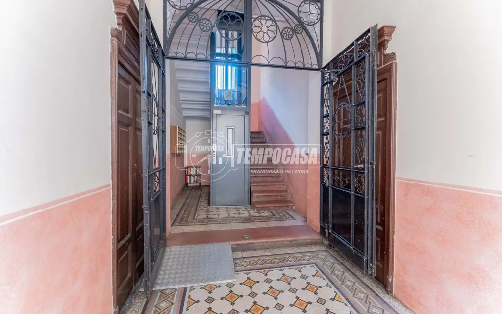Entrée - Armed Two-Bedroom Apartment in Milan
