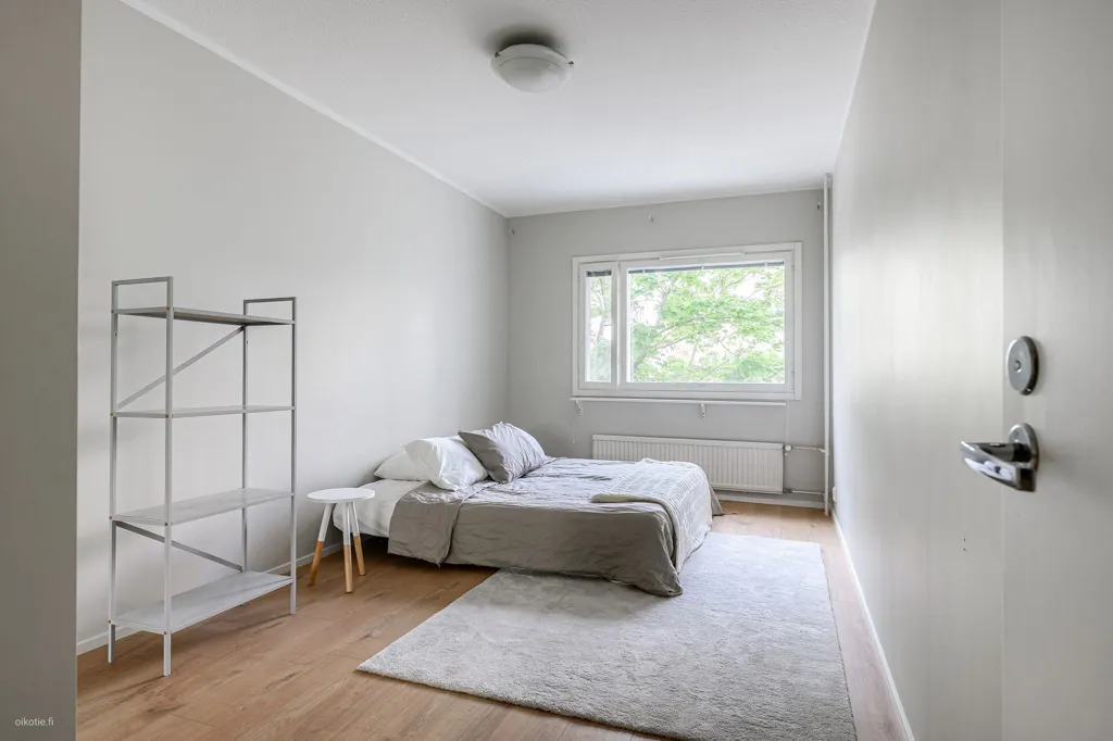 Chambres - Modernised Apartment with Balcony in Kivenlahti, Espoo
