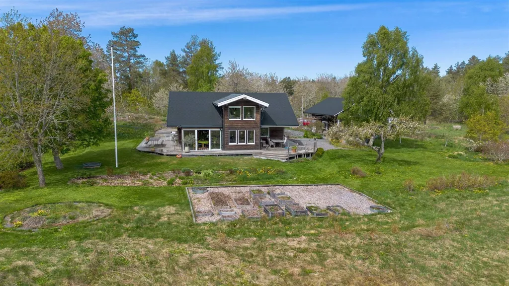 Vue aérienne - Villa with Garden and Views in Strö