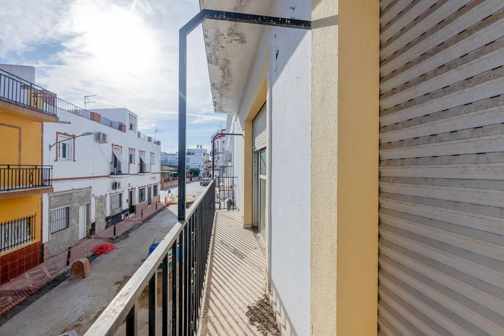 Balcone - Apartment with Balcony in Cantillana, Sevilla