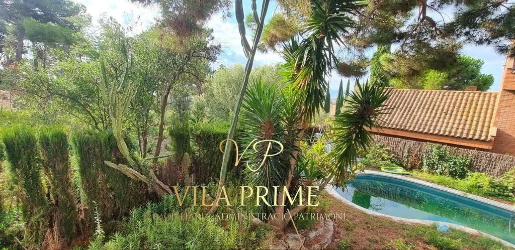 Piscine - Detached Villa with Sea View in Vilassar de Dalt