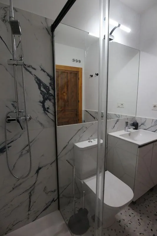 Salles de bain - Modern Flat with Balcony in Jaén Centre
