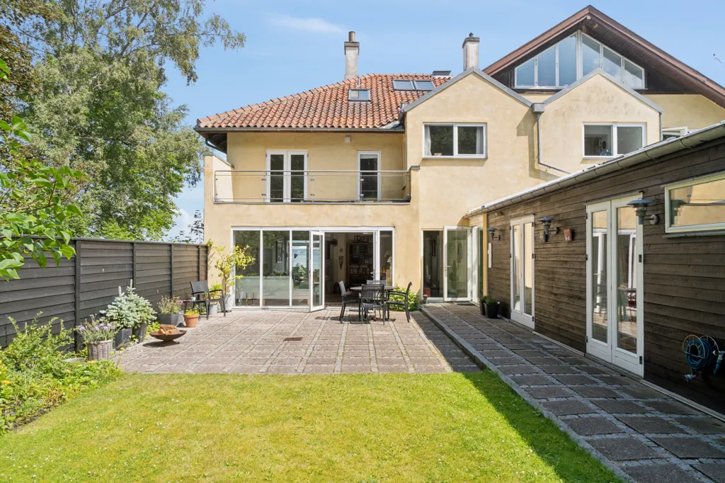 Jardin - Doubled-up Villa with Waterfront in Helsingør