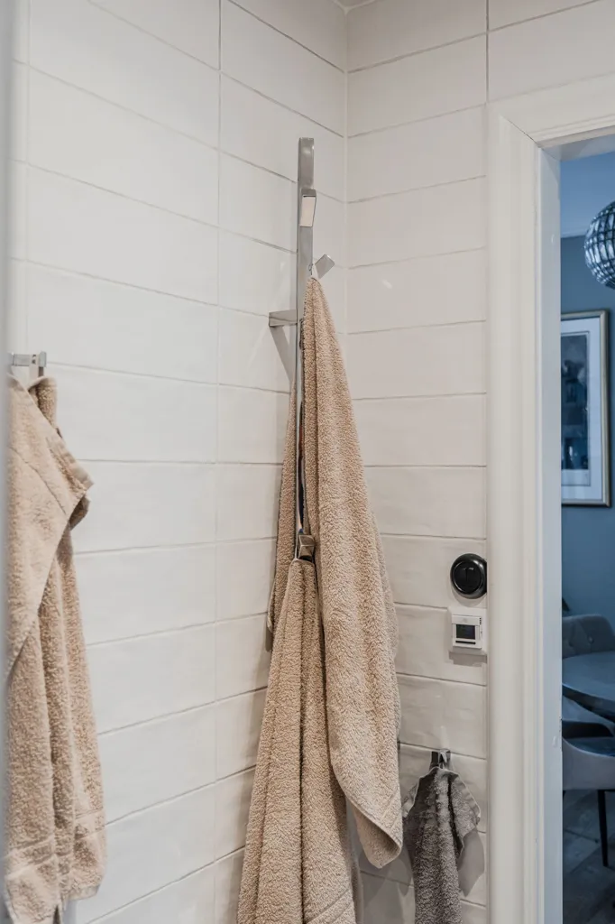 Salles de bain - Renovated Flat with Jugend Style in Uppsala