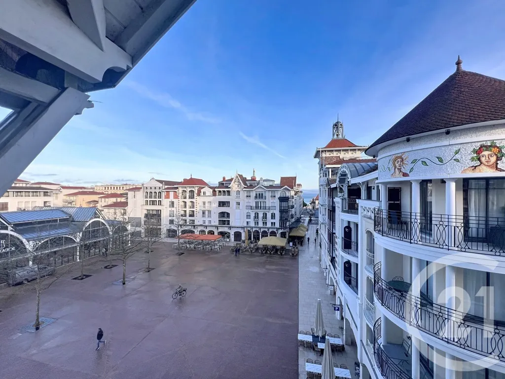 Balcony - 2-Bedroom Apartment with Balcony in Arcachon