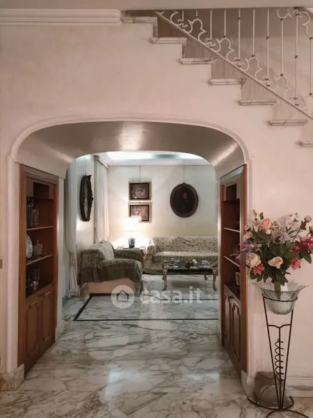 Ingresso - Casa indipendente con cortile a Mortara