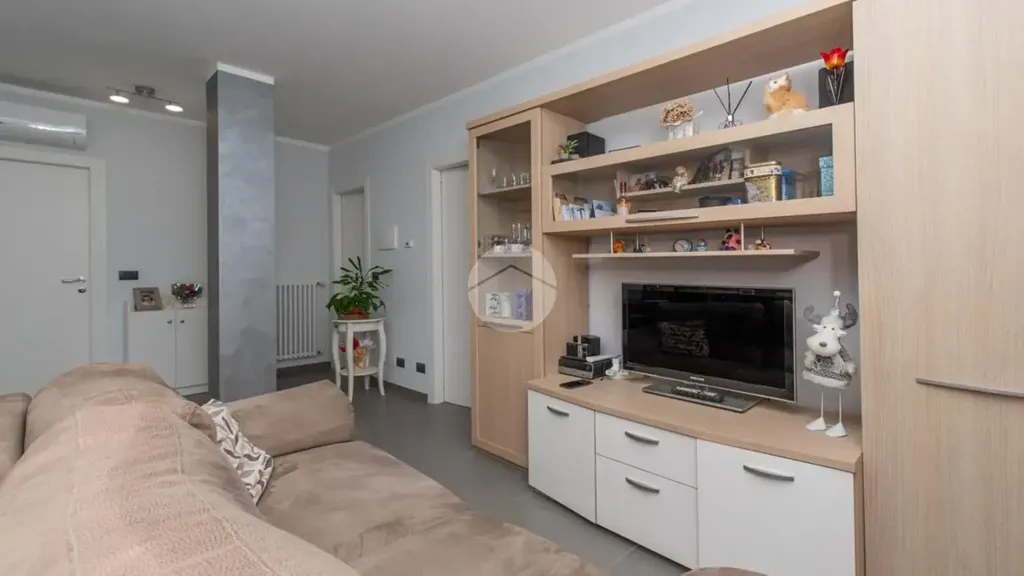 Soggiorno - Fully Rented Apartment with Balcony in Giaveno
