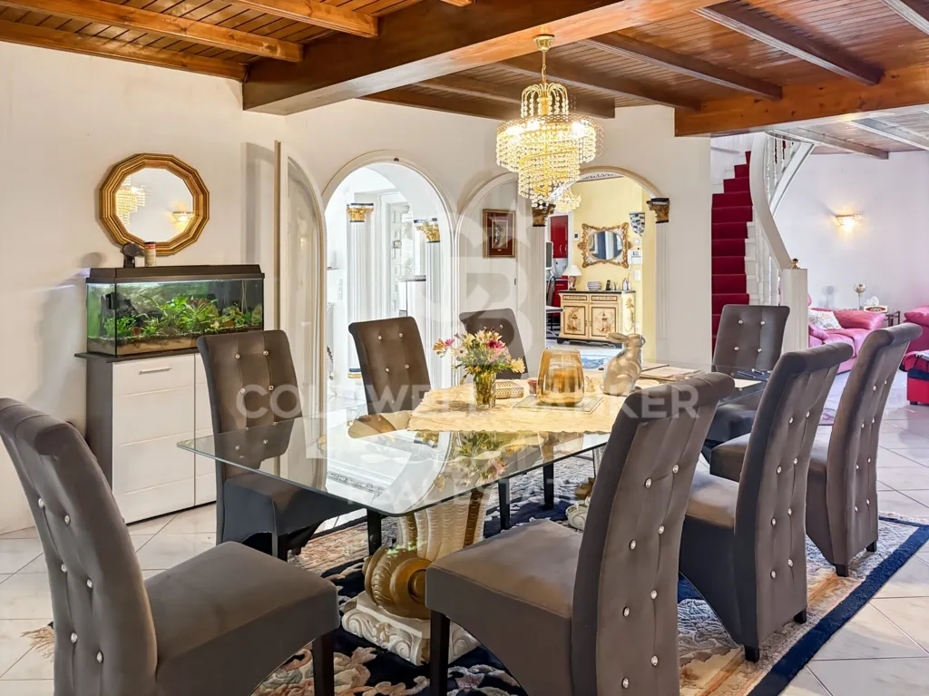Salle à manger - Villa with Mooring in Empuriabrava