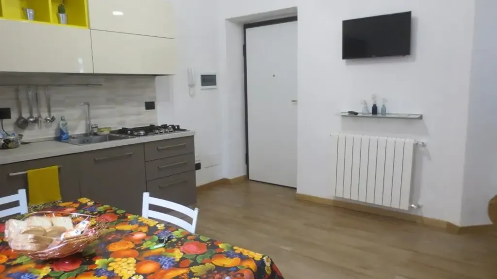 Söögituba - Rustic-Style Flat with Garden in Monza