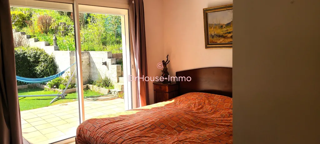 Chambres - Maison avec Piscine et Vue Dégagée à Marseille-11e