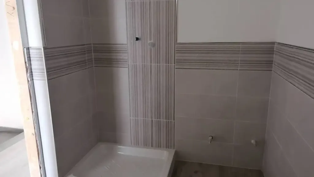 Bathrooms - Newly Constructed Apartment with Garden in Castelfiorentino