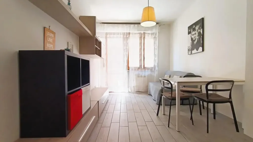 Séjour - Modernised Studio with Balcony in Pisa