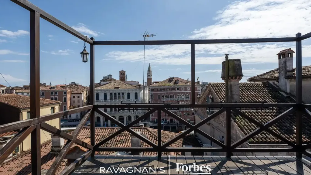 Terrasse - Luxury Penthouse with Canal View in Venice