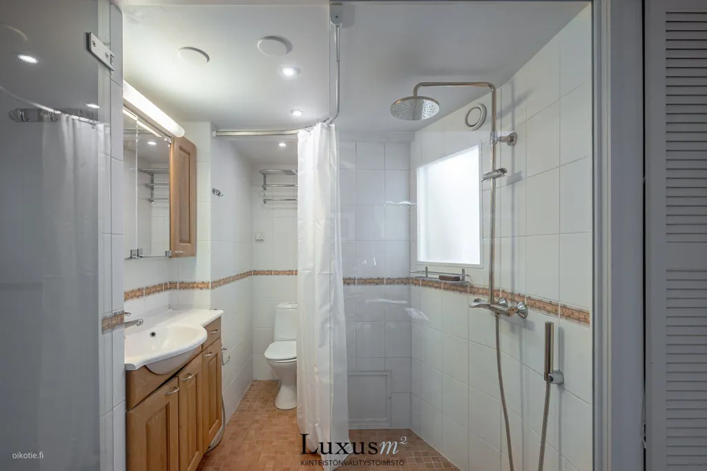 Vannitoad - Architectural Apartment with Sea View in Hietalahti