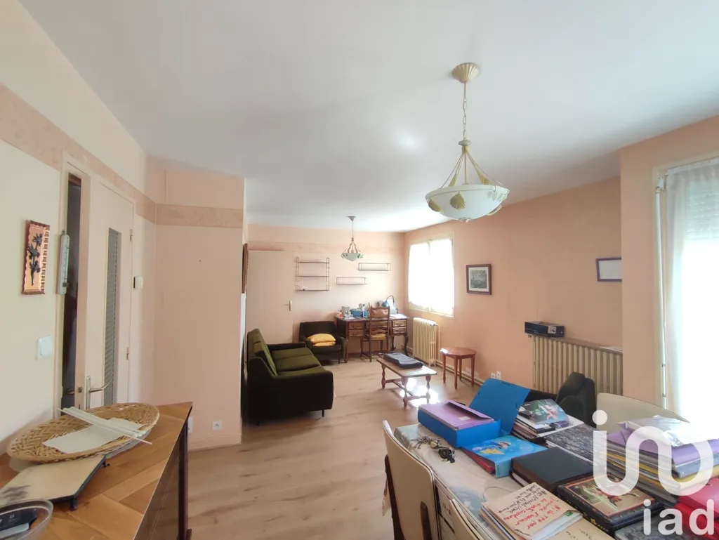 Séjour - Appartement T3 avec Balcon à Ussel