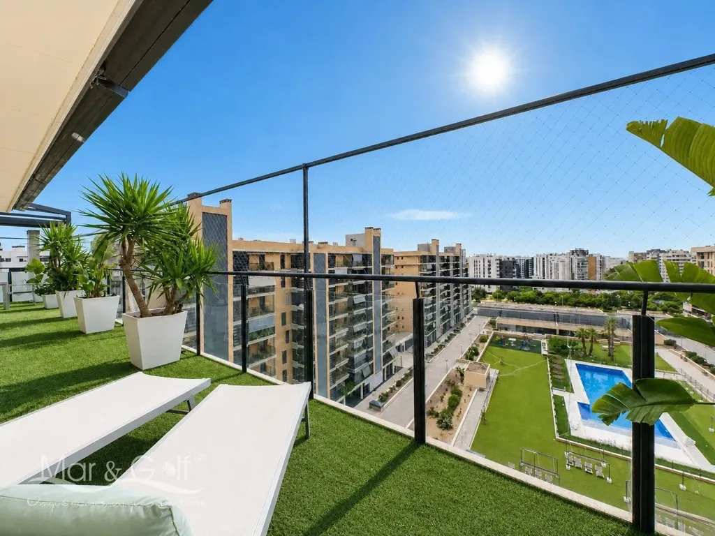 Terrass - Penthouse with Sea View in Alicante