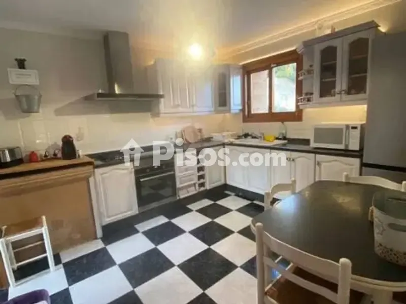 Kitchen - Chalet with Garden and Terrace in Centre