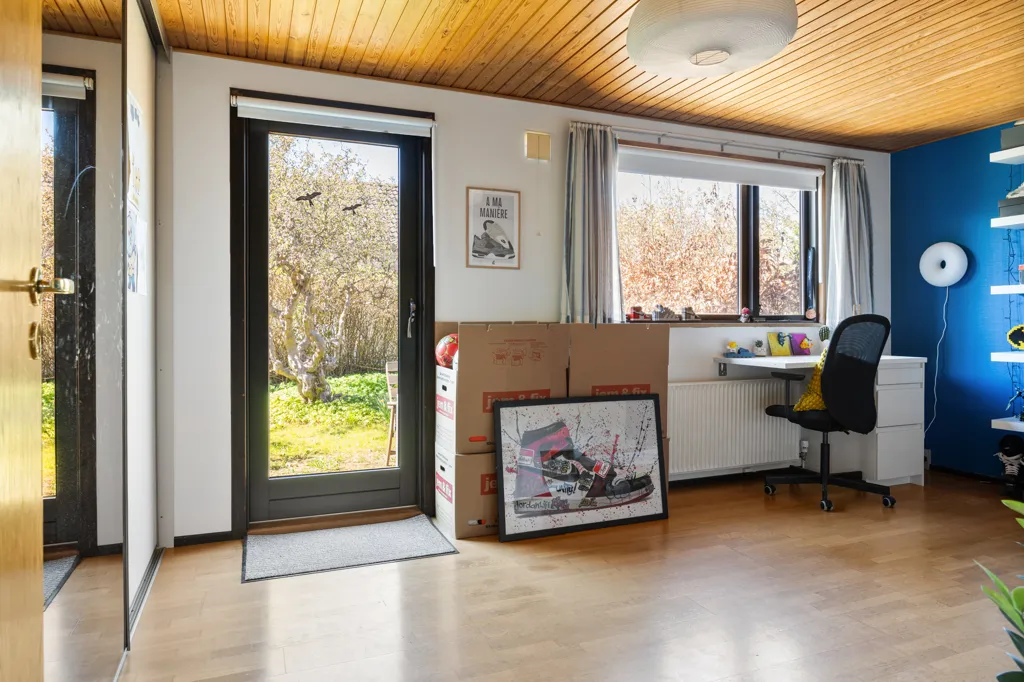 Studio - Fenced Villa with Garden in Smørumvang