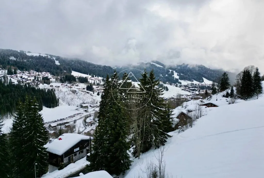 Chalet Luxueux avec Vue Panoramique à Les Gets