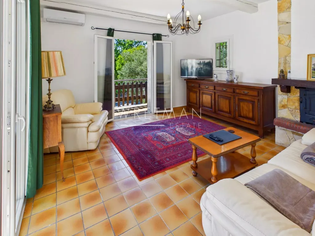 Elutuba - Luxury Property with Two Villas in Draguignan