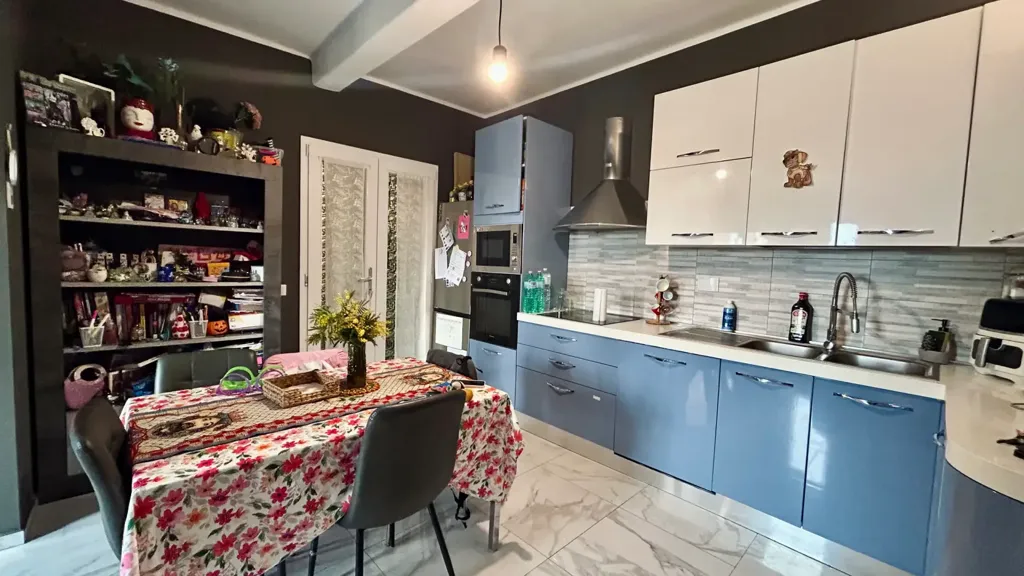 Köök - Restored Triplex with Garden View in Florence