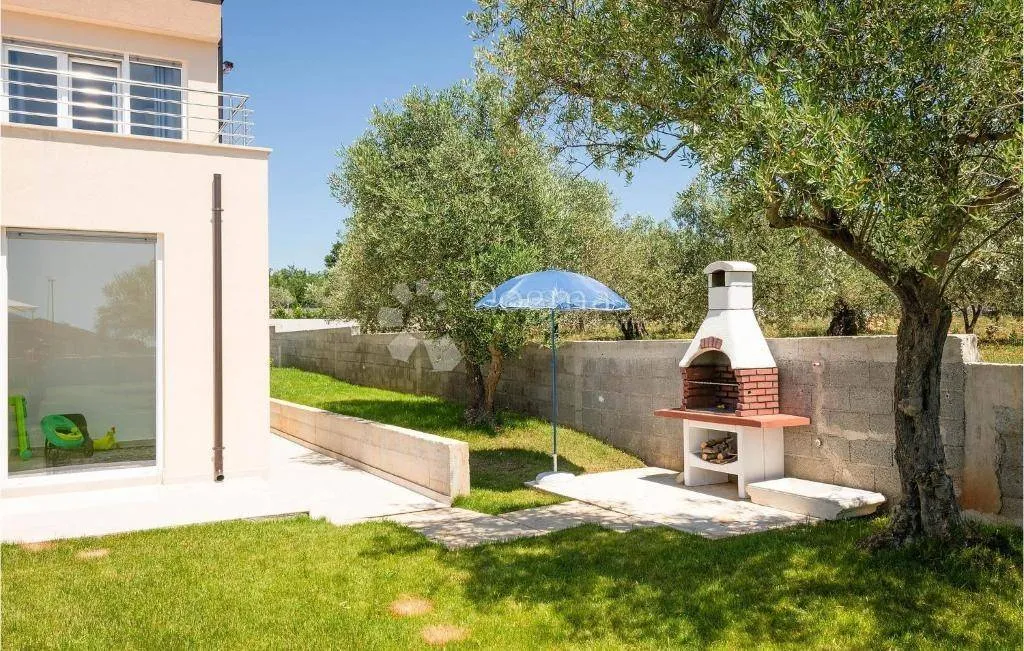 Jardin - Modern Villa with Pool in Vodnjan
