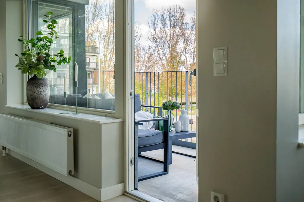 Ingresso - Apartment with Balcony in Örebro