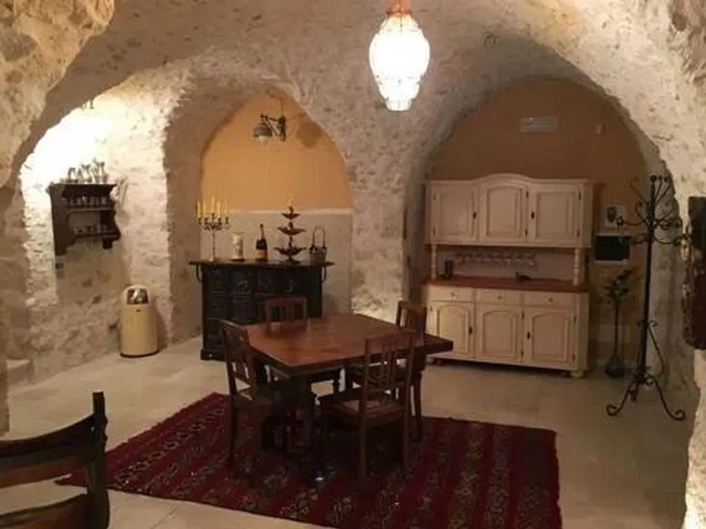 Toad - Luxury Villa with Pool in Lecce nei Marsi