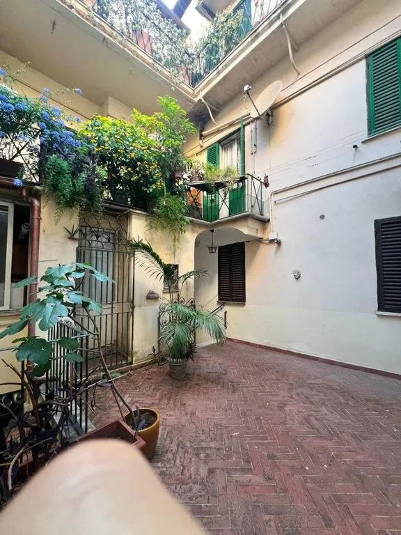 Aed - Luxury Flat with Historic Views in Rome