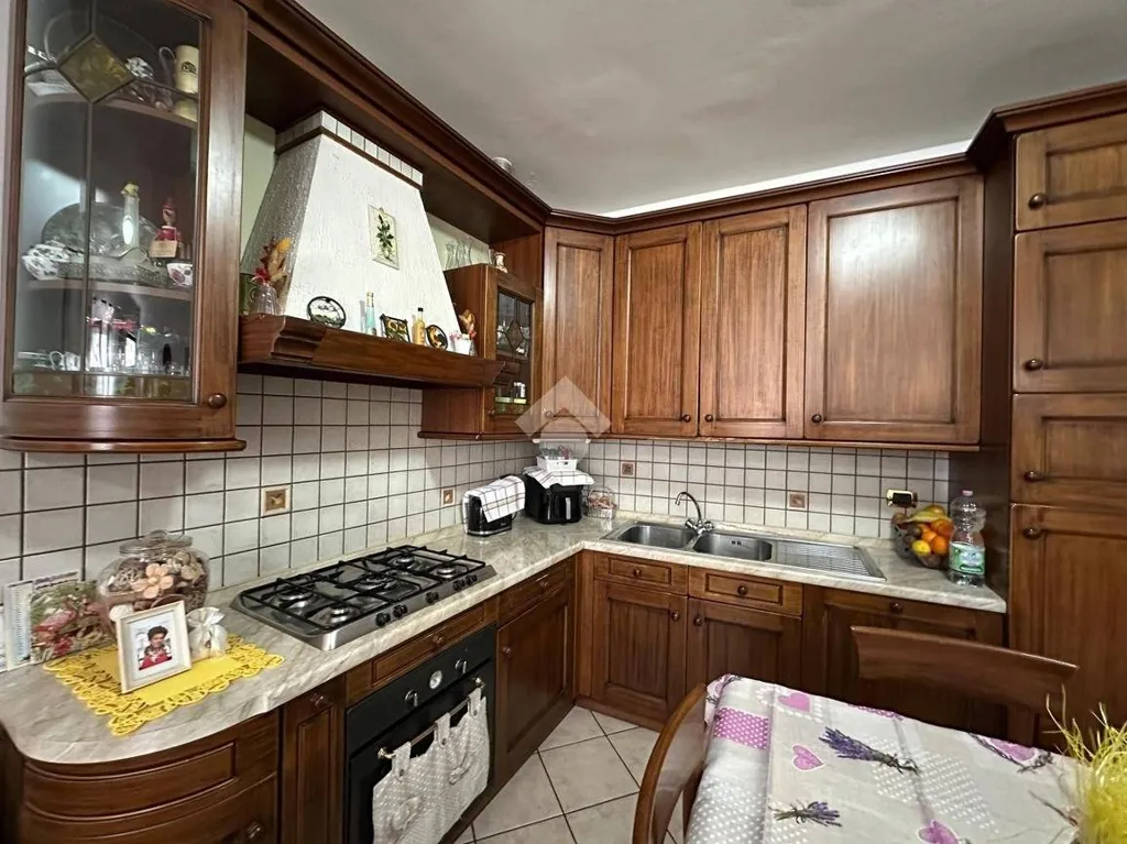 Cuisine - Renovated Apartment in Spoleto