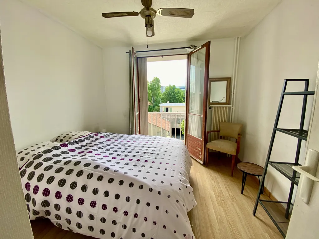 Bedrooms - T3/4 Apartment with Balcony in Marseille