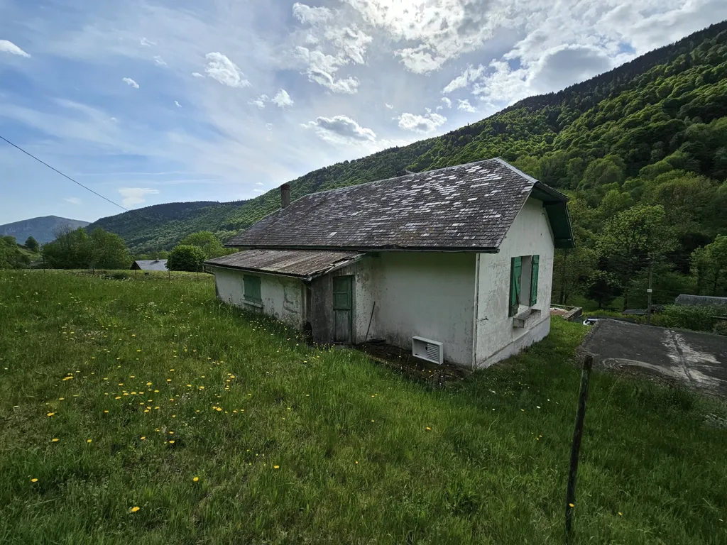 Välivaade - Renovable House with Terraces in Bagnères-de-Bigorre