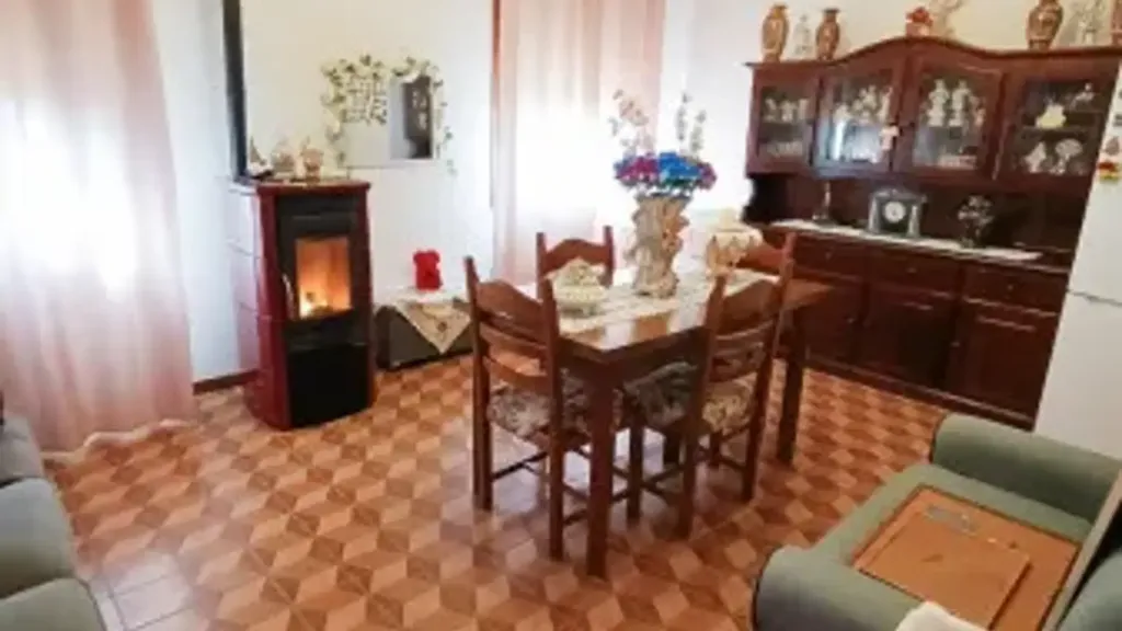 Söögituba - Apartment with Private Yard in Adria