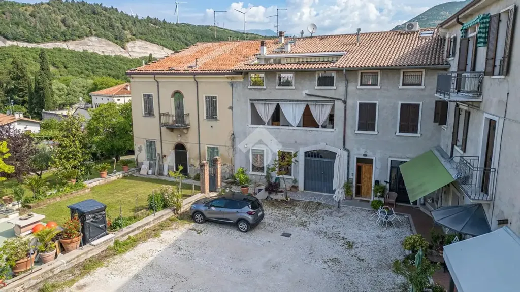 Vista aerea - 4-Bedroom Apartment with Terrace in Dolcè