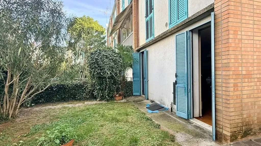 Jardin - Semi-Detached Villa with Private Garden in Faenza