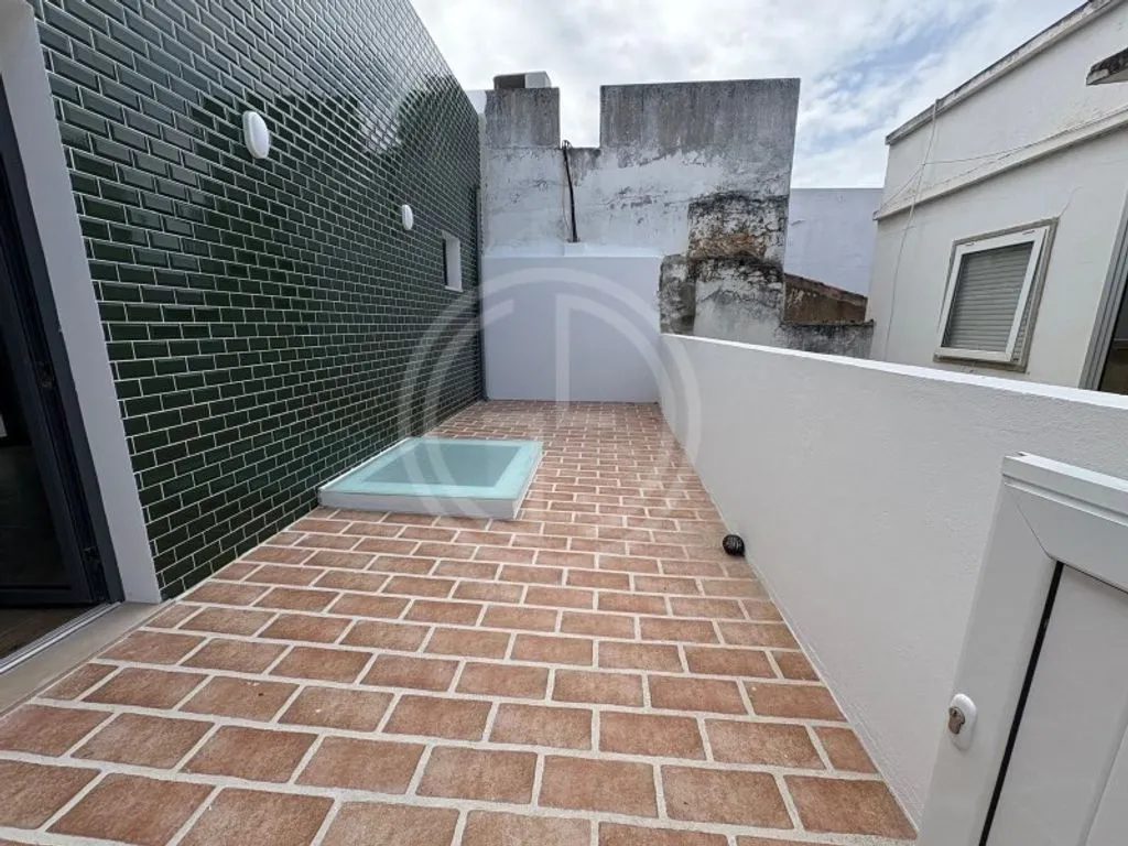 Terrasse - 3-Bedroom Semidetached House in Faro Centre