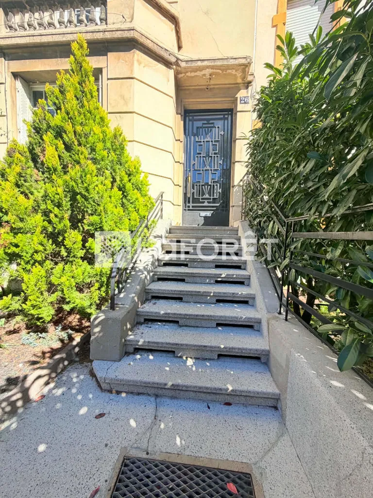 Toad - Haussmannian Flat with Balcony in Metz