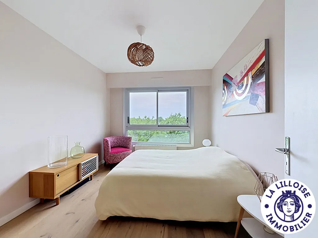 Bedrooms - Luxury Flat with Panoramic View in Lambersart