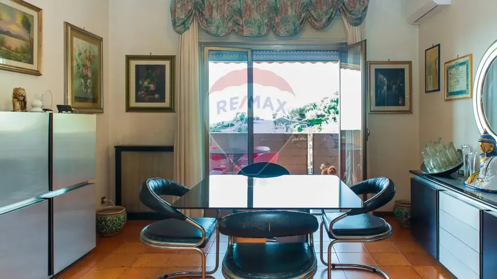 Salle à manger - Apartment with Sea View Terraces in Aci Castello