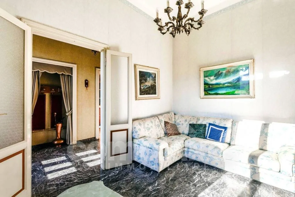 Elutuba - Classic Villa with Garden in Cernobbio