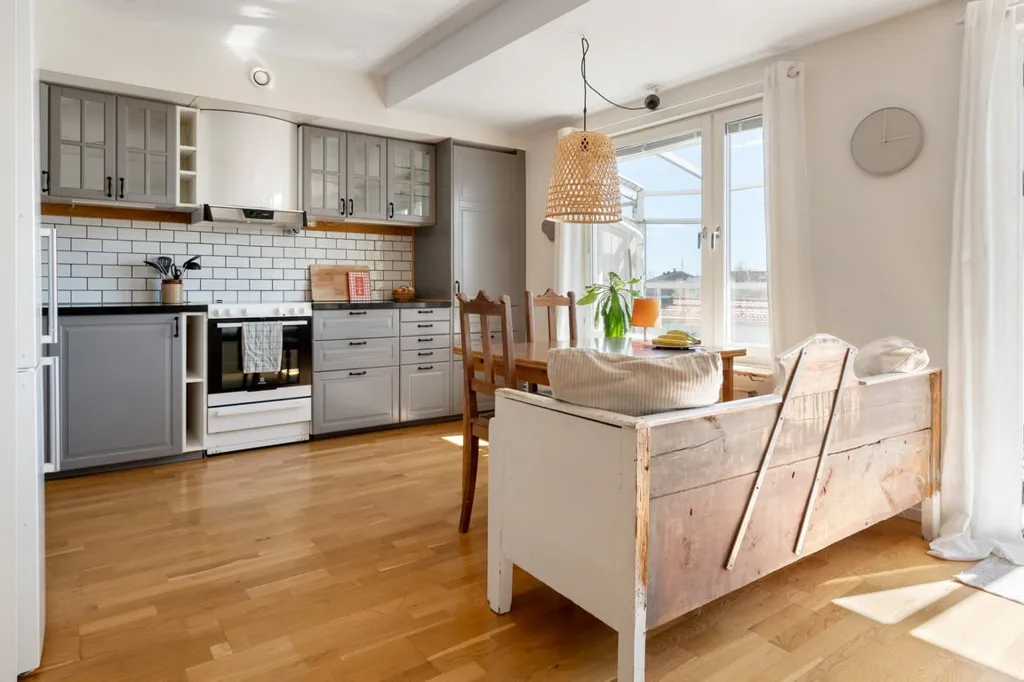 Köök - Spacious 3rd Floor Flat with Balcony in Lund