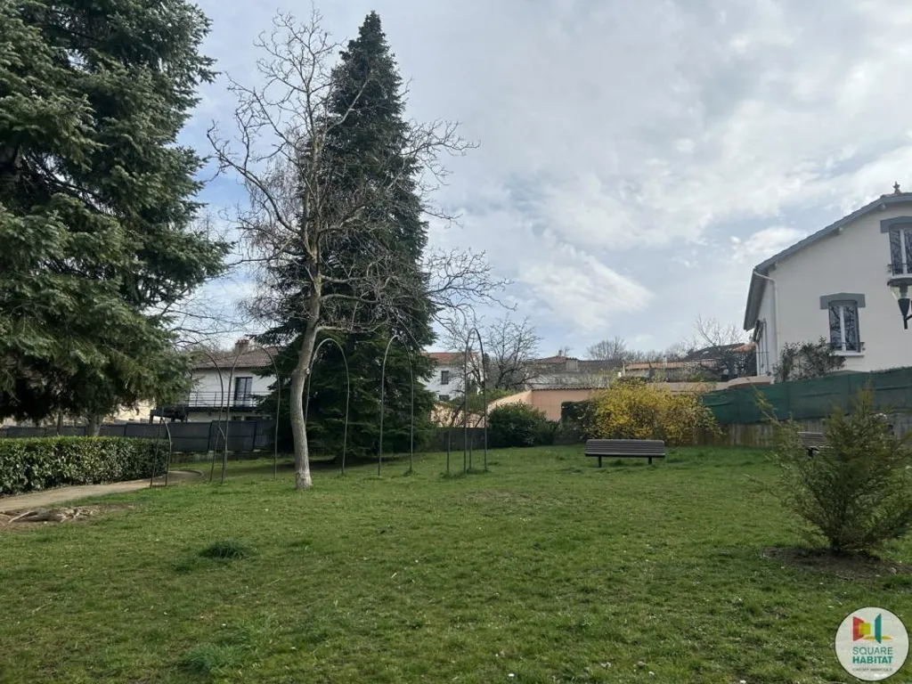 Aed - Studio with Terrace in Chamalières