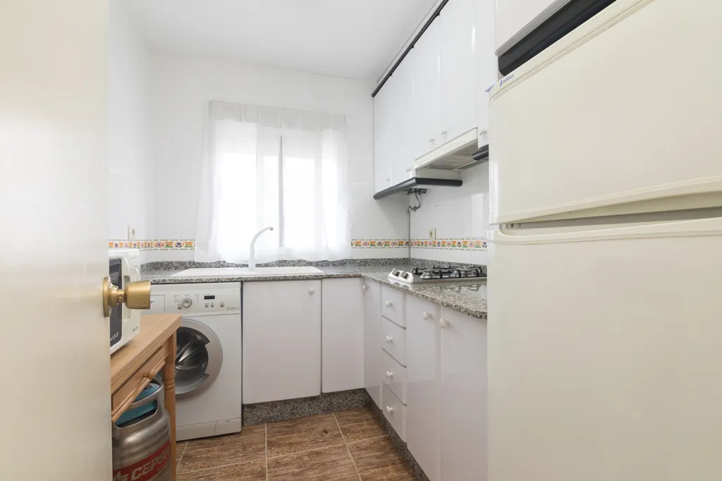 Kitchen - Renovated Bungalow with Beach Access in Tamarit