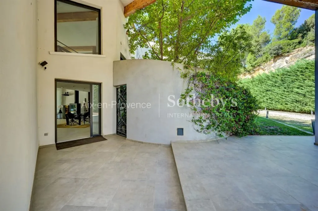 Terrasse - Villa Contemporaine avec Piscine près d'Aix-en-Provence