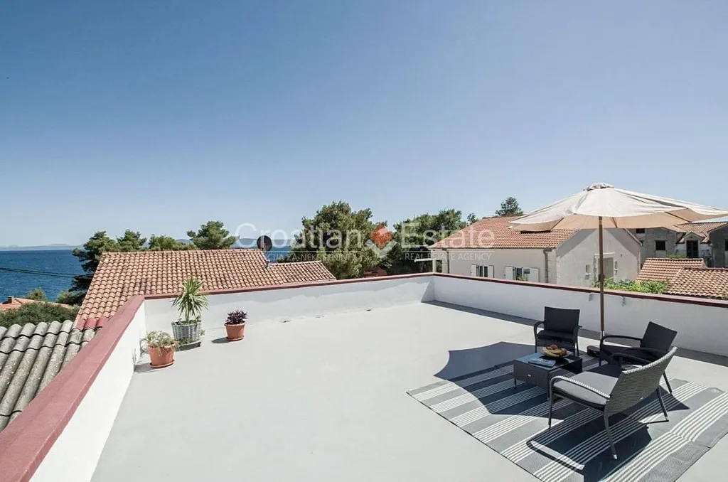 Terrasse - Sea View House with Garden on Brač Island