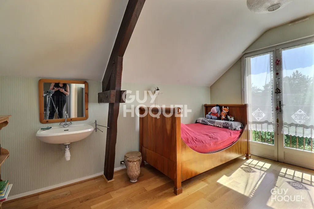 Maison 7 pièces à Sainte-Geneviève-des-Bois